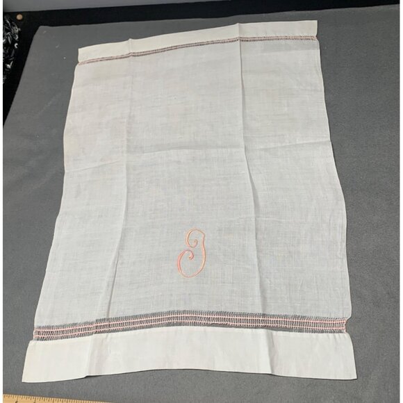 Vintage White Linen Hand Towel with Pink Embroidered Initial Monogram - Picture 3 of 8